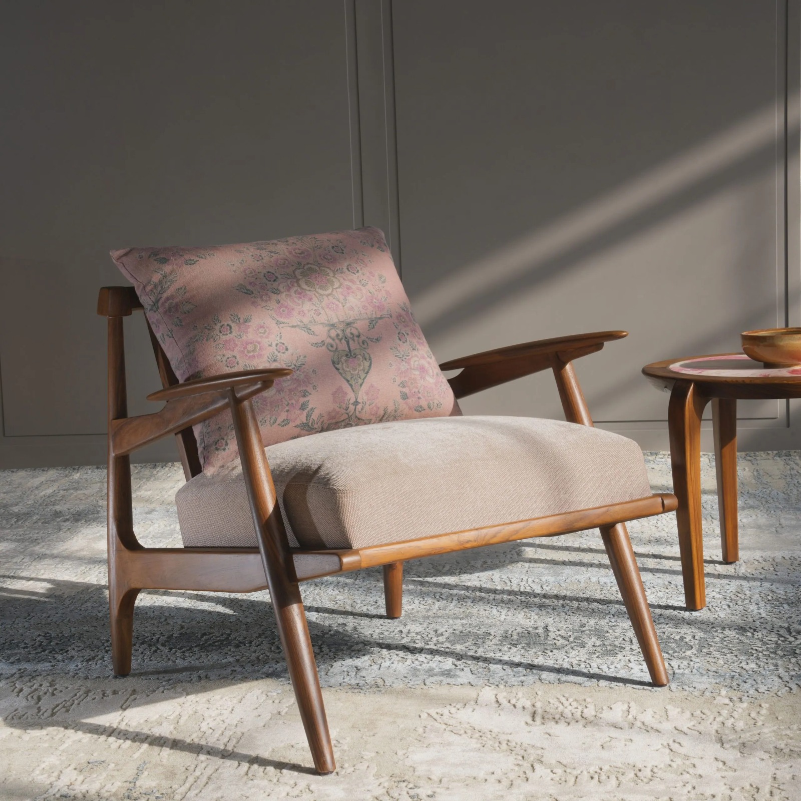 Product Chair